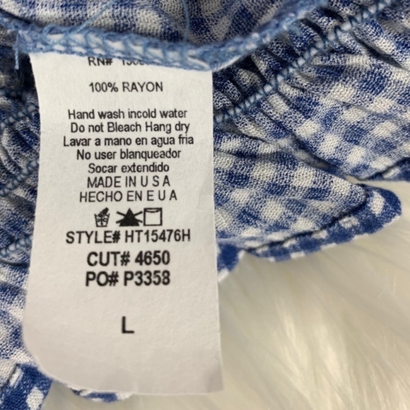 Hummingbird Ruffle Front Top Size Large - Picture 4 of 11